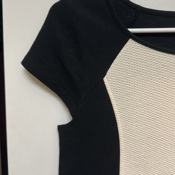 Maeve Anthropologie Black & Cream Cap Sleeve Color-blocked Mod Shift Dress - Picture 4 of 6